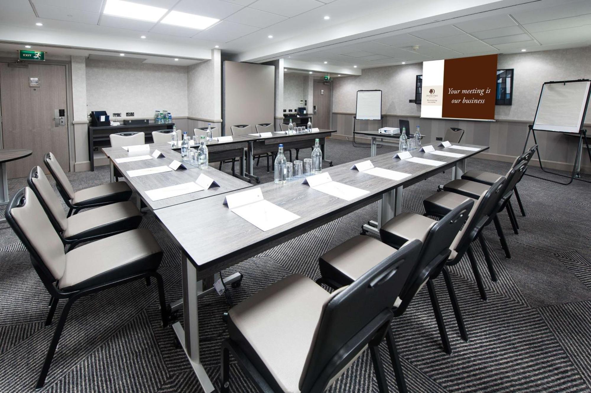 Doubletree By Hilton Edinburgh Airport Hotel Ingliston Ngoại thất bức ảnh